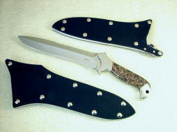 "Oceana" with two sheaths for a variety of wear options