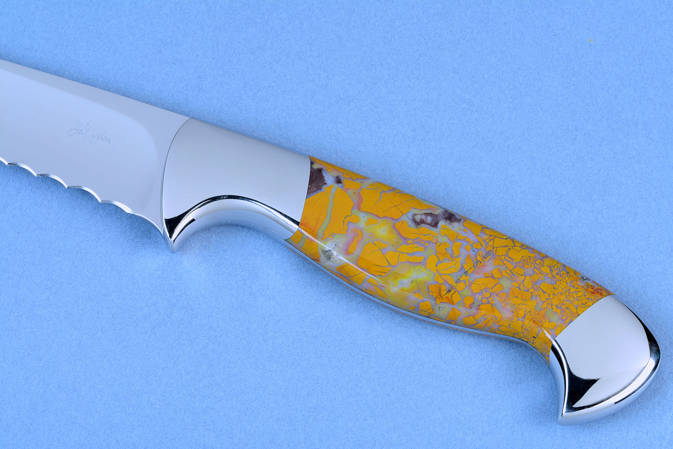 The bolsters are rounded, contoured, and polished for comfort, and are dovetailed to lock and bed the handle scales to the fully tapered tangs. I chose to offer a very clean, smooth spine with no filework for the easiest cleaning possible. 
