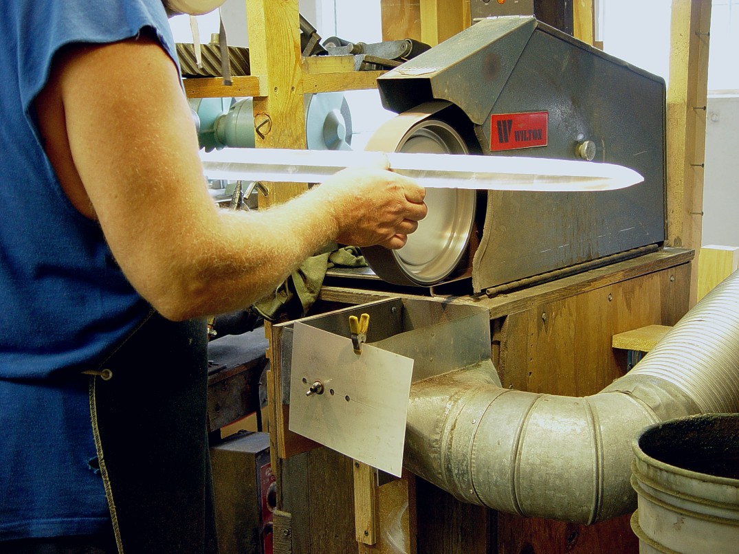 Hollow grinding a high chromium stainless steel sword blade offhand in Sharp Instinct Studio, Clovis, New Mexico