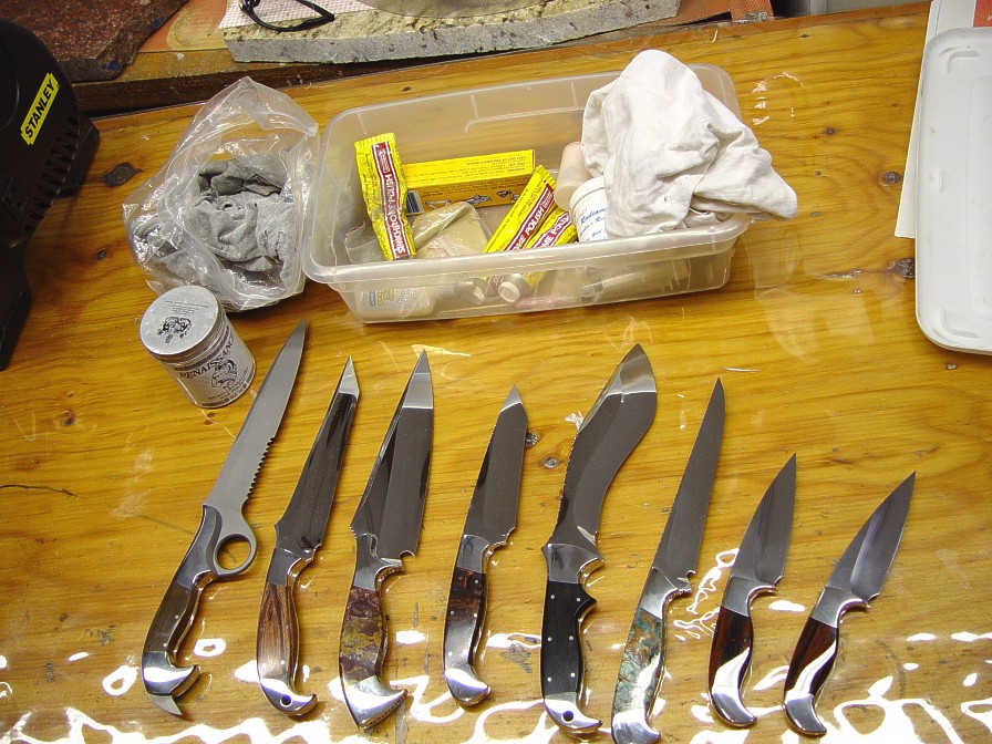 Minimalist Handmade Katana-Style Knives : The Square Tube Knife