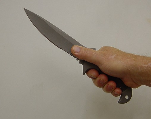 GETTING A GRIP ON KNIFE HANDLES - Knives Illustrated