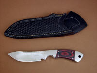 "Acamar" obverse side view in CPMS30V high vanadium stainless tool steel blade, 304 stainless steel bolsters, red-black canvas micarta phenolic handle, black basketweave leather sheath