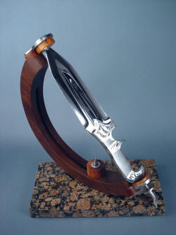 "Aeolus" stand view. This knife can be viewed and admired in any position and direction