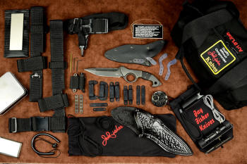 "Ari B'Lilah" Full counterterrorism tactical knife and kit, accessories, mounting, flashlight, storage