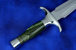 "Daqar" dagger, reverse side view, handle detail. Nephrite jade from Wyoming is fitted flawlessly to the stainless steel handle