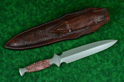"Streamspear" dagger, reverse side view with sheath back. Sheath has full panel inlays in back and in belt loop