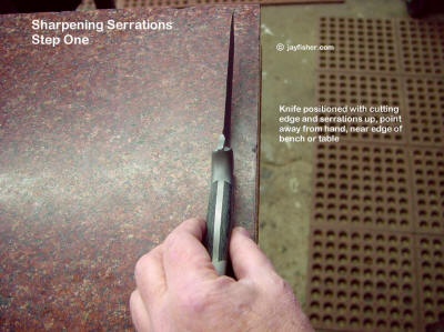 Sharpening knife blade serrations, position of the knife